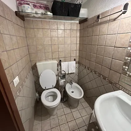 Lejlighed La Casa Nella Roccia
