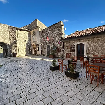 La Casa Nella Roccia * Santo Stefano Di Sessanio