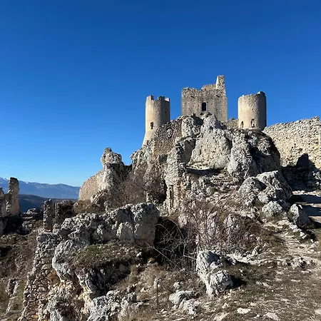 Lejlighed La Casa Nella Roccia *