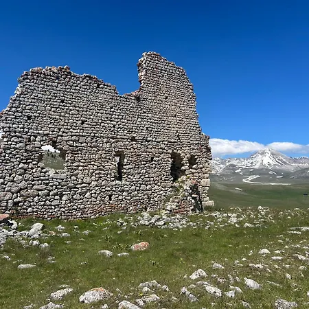 Lejlighed La Casa Nella Roccia Santo Stefano Di Sessanio